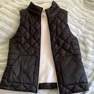 SO Sherpa lined puffer vest